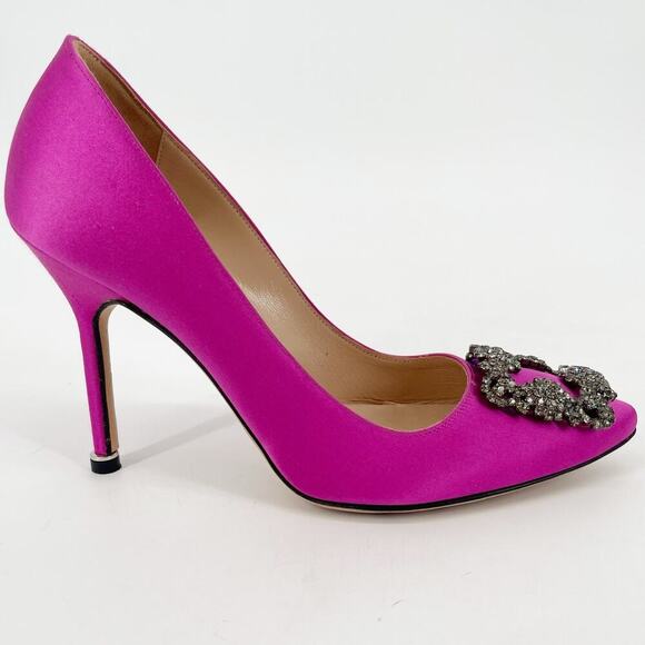 Manolo Blahnik Fuchsia Hangisi Satin Pointed Toe Crystal Detailed Pump IT 37.5 - Picture 2 of 12